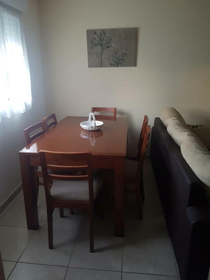 Ferienwohnung Apartamento En Zona Costera, Muy Cerquita De La Playa Pobra Do Caraminal Exterior foto