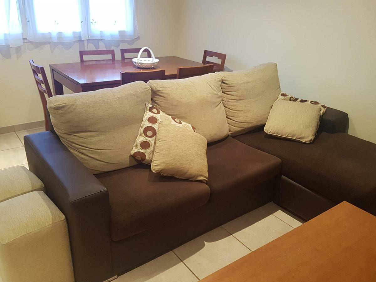 Ferienwohnung Apartamento En Zona Costera, Muy Cerquita De La Playa Pobra Do Caraminal Exterior foto